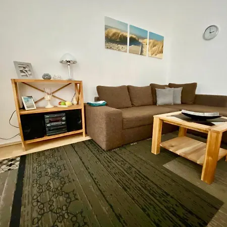 Bergfried Apartment *